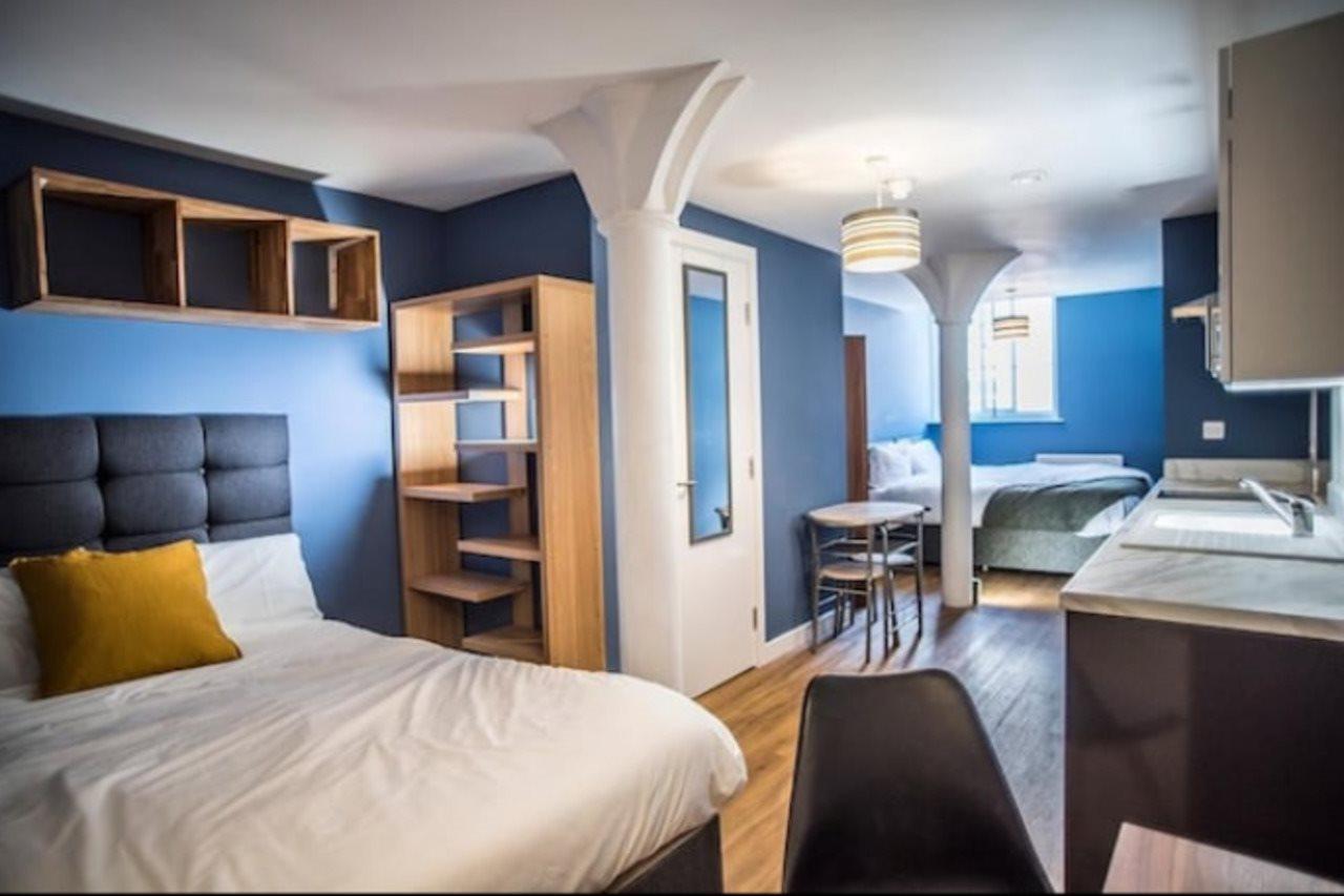 Oyo Vincent Apartments Ливърпул Екстериор снимка