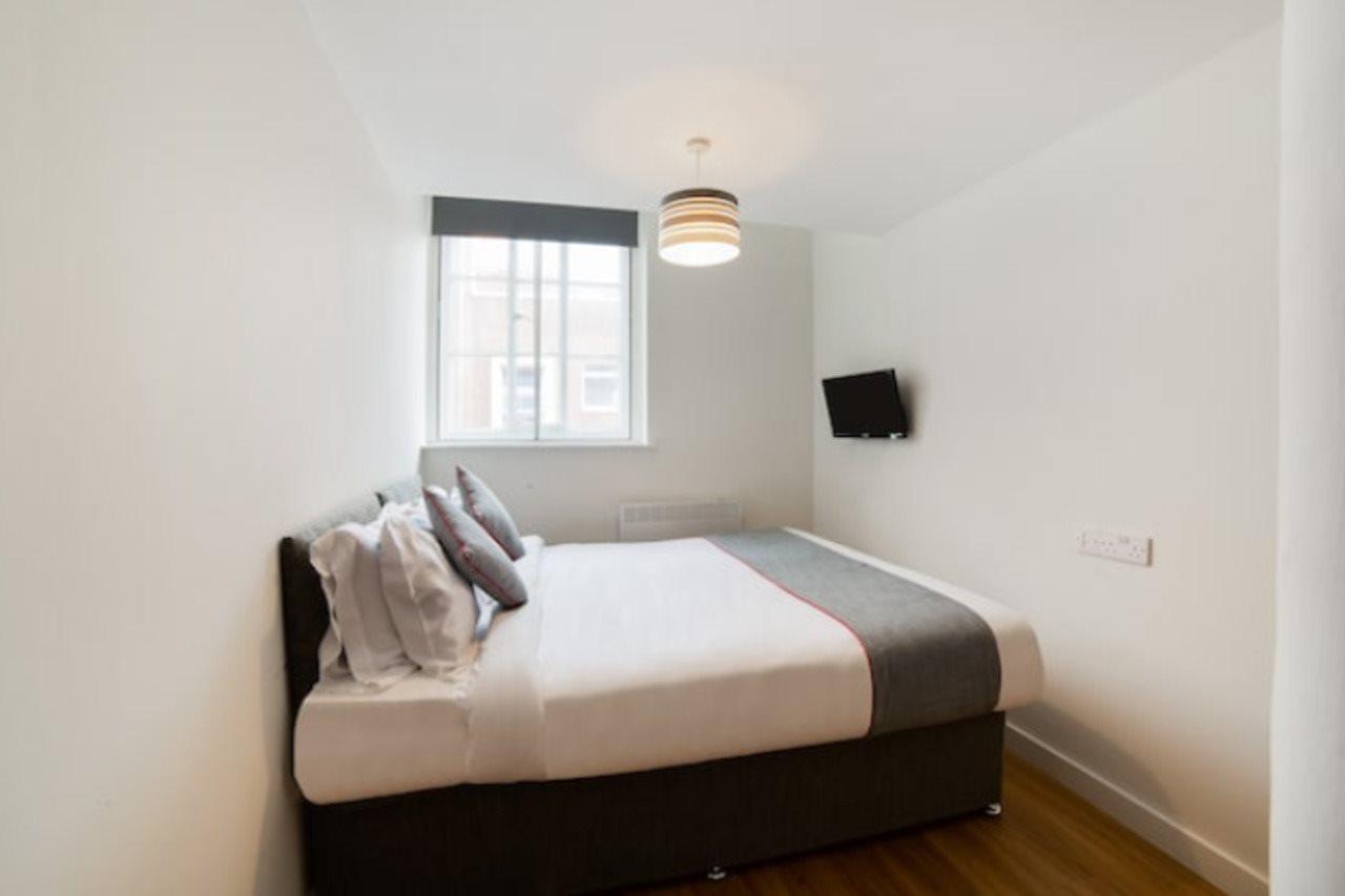 Oyo Vincent Apartments Ливърпул Екстериор снимка