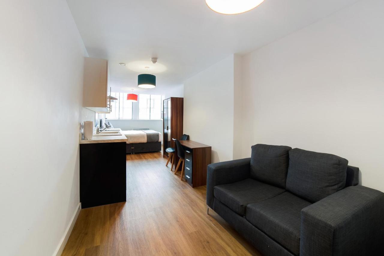Oyo Vincent Apartments Ливърпул Екстериор снимка