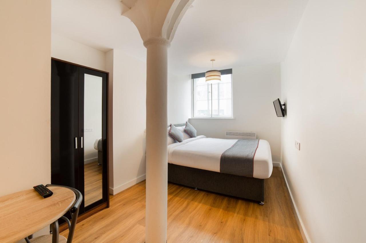 Oyo Vincent Apartments Ливърпул Екстериор снимка
